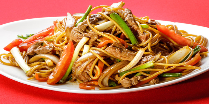 tallarin saltado
